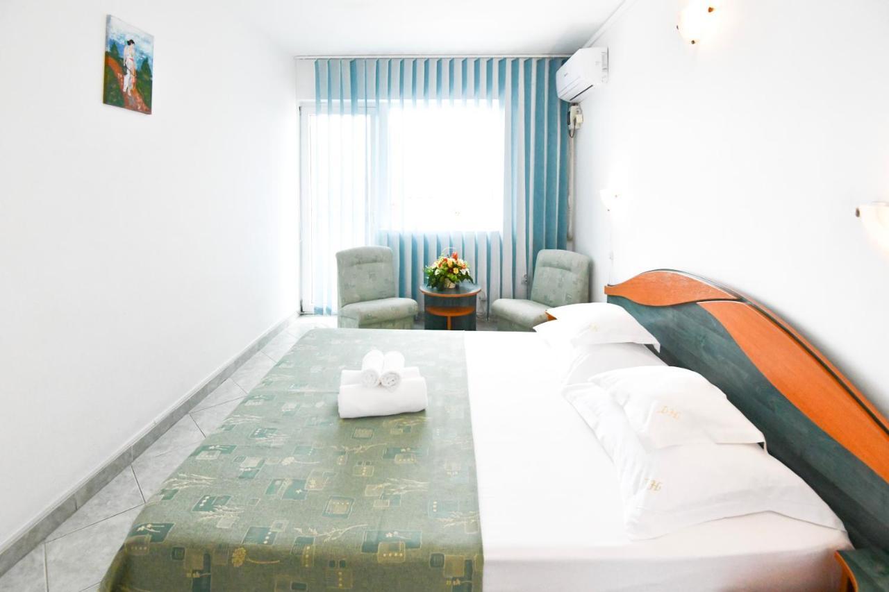 Complex Tismana 3* All Inclusive Jupiter Εξωτερικό φωτογραφία
