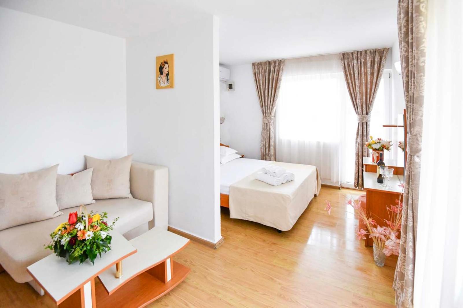 Complex Tismana 3* All Inclusive Jupiter Εξωτερικό φωτογραφία